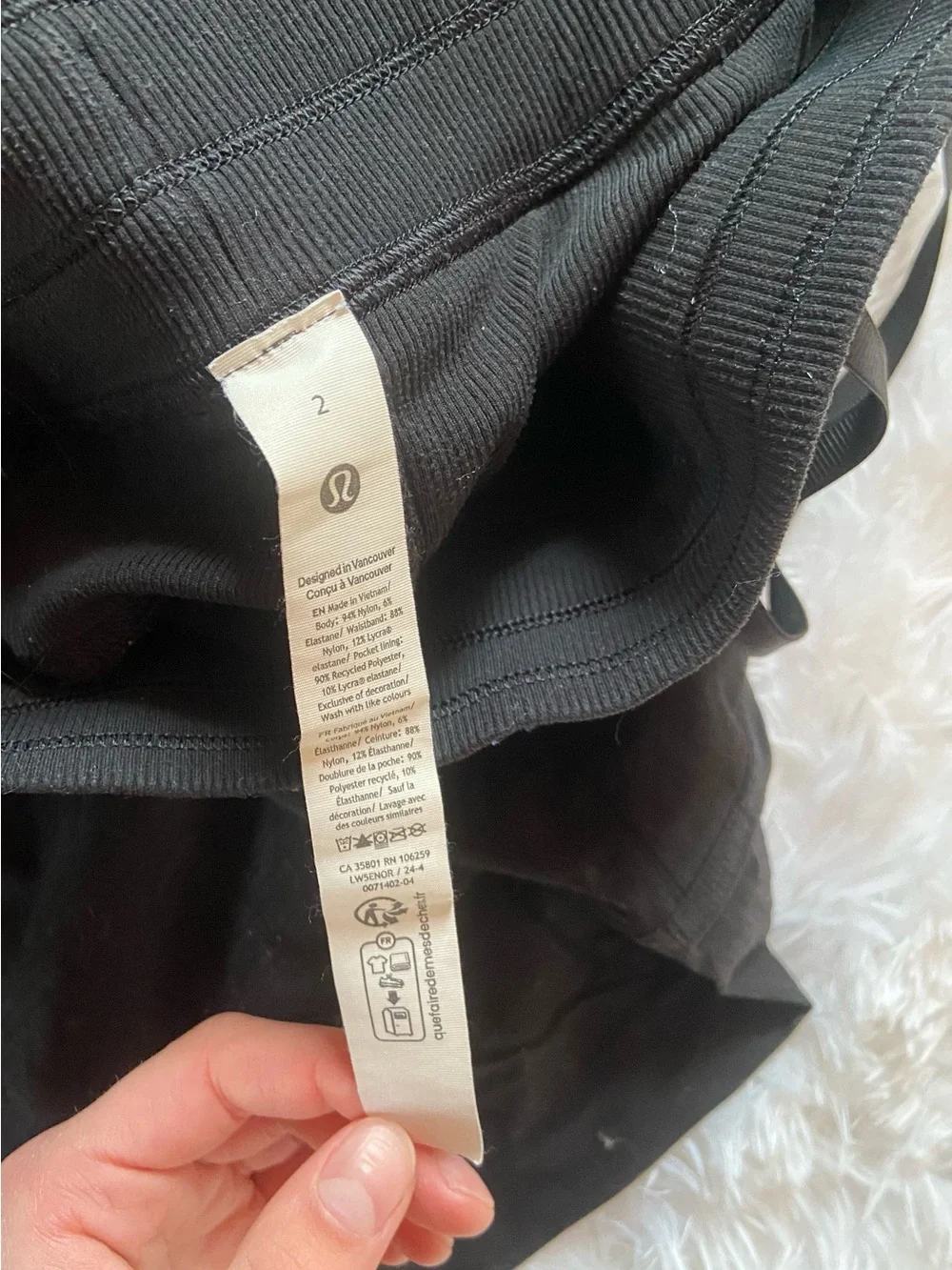Lululemon Black Dance Studio Pants, Size 2, EUC - Picture 4 of 4